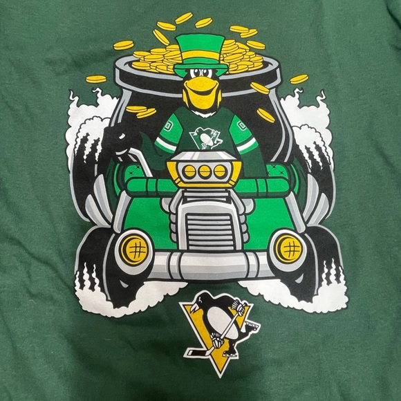 Fanatics Pittsburgh Penguins NHL Graphic Tee Size: S - Picture 9 of 9